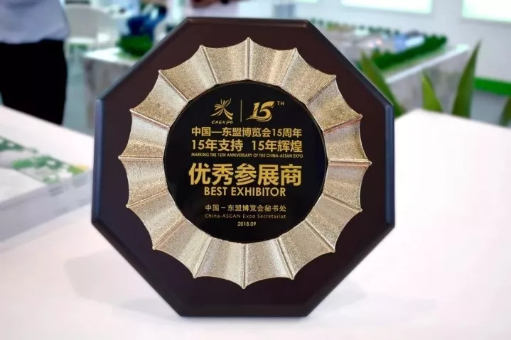 5ba44db56463b.jpg 1.jpg